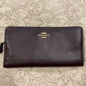Coach Skinny Wallet Burgandy